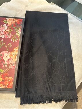 Gucci Black Monogram Silk-Wool Blend Logo Scarf